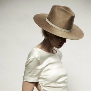 Janessa Leone Harley Hat in Wheat